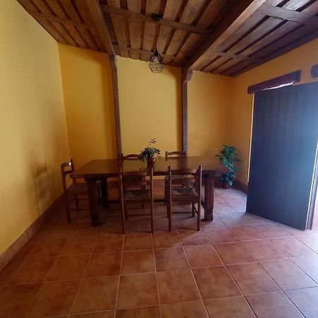 Agradable Casa Antigua Reformada Con Patio Villa Espejon ภายนอก รูปภาพ